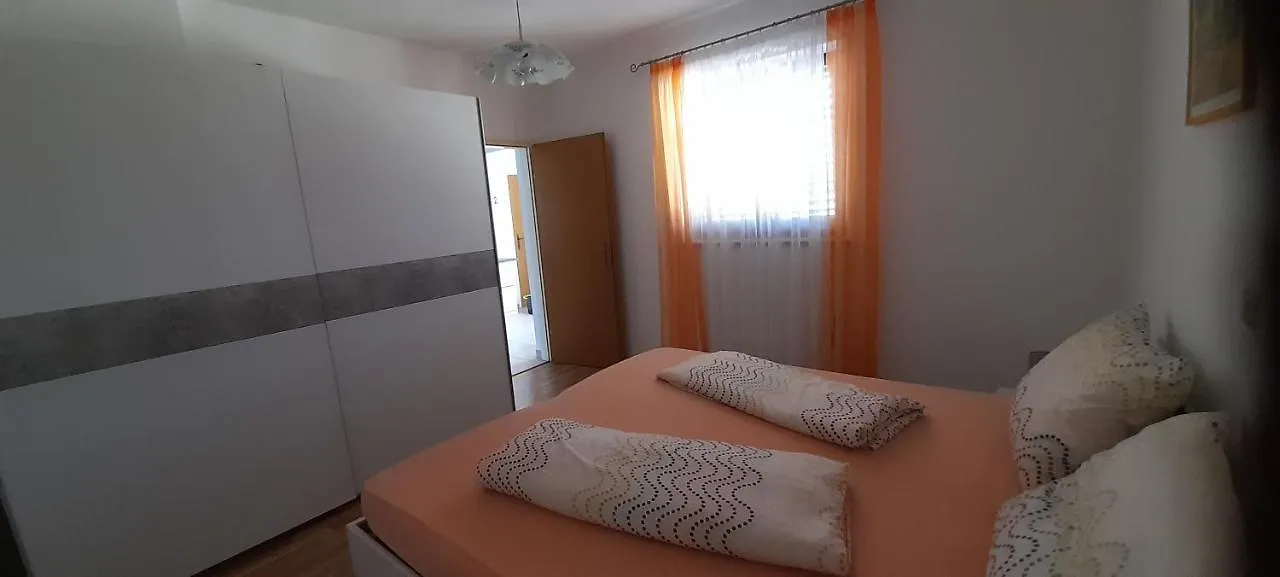 Bevanda Póla Horvátország